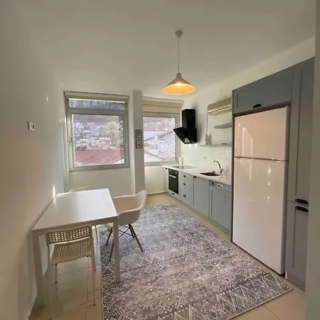 Apartman Mountain View - Modern Town Centre Apartment In Fethiye *
